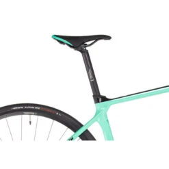 Vélo Route Bianchi Infinito XE Disc 105 DI2 12V Vert Céleste 2023 -SRAM Soldes bianchi infinito x e disc 5 700x700 2