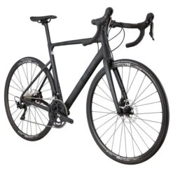 Vélo Route Cannondale CAAD13 Disc 105 Noir -SRAM Soldes caad13 disc 105 matte black new 223 1025900 700x700 1
