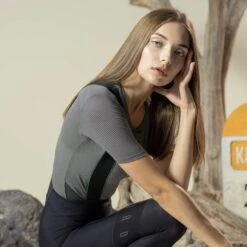 Maillot De Corps Gobik Manche Court Celle Skin Femme GreyBlack 2023 -SRAM Soldes camiseta mc mujer cell skin gobik 3 700x700 3