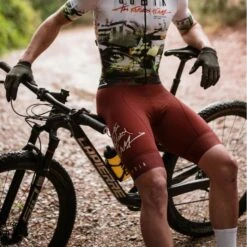 Cuissard Court Gobik Révolution Factory Team 23 -SRAM Soldes capture dcran 2023 03 02 174213 700x700 3