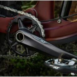 Pédalier Shimano Deore XT FC-M8100 1x12V 28 Pédalier Shimano Deore XT FC-M8100 1x12V -SRAM Soldes deore x t f c m8100 1x12 v 7 700x700 1