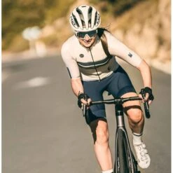 Cuissard Court Gobik Absolute 5.0 K9 Slate Gray Femme 2023 32 Cuissard Court Gobik Absolute 5.0 K9 Slate Gray Femme 2023 -SRAM Soldes gobik absolute 5.0 k9 slate gray femme 2 700x700 3