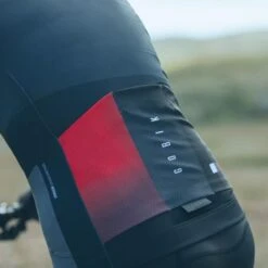 Maillot Manche Longue Gobik Pacer Aberdenn Unisex -SRAM Soldes maillot pacer aberdeen cold season 22 gobik 4 700x 700x700 4