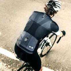 Maillot Manche Courte Gobik Attitude 2.0 Citizen Unisex -SRAM Soldes maillot unisex attitude citizen gobik warm series22 4 700x700 3