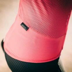 Maillot Manches Courtes Gobik Carrera 2.0 Paradise Unisex 36 Maillot Manches Courtes Gobik Carrera 2.0 Paradise Unisex -SRAM Soldes maillot unisex carrera paradise gobik warm series22 5 700x700 3