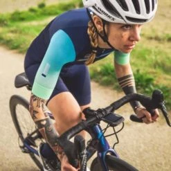 Maillot Manche Courte Gobik Cx Pro Bora Unisex -SRAM Soldes maillot unisex cxpro bora gobik warm series21 3 600x 700x700 1