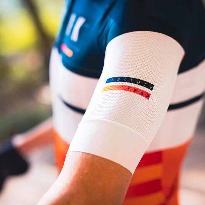 Maillot Manches Courtes Gobik Cx Pro 2.0 Factory Team 6.0 Unisex 7 Maillot Manches Courtes Gobik Cx Pro 2.0 Factory Team 6.0 Unisex – Image 5