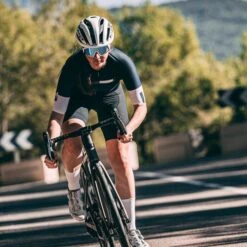 Maillot Manche Courte Gobik Infinity Midnight Unisex -SRAM Soldes maillot unisex infinity midnight gobik warm series22 4 700x700 3