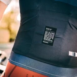 Maillot Manche Courte Gobik Infinity Midnight Unisex -SRAM Soldes maillot unisex infinity midnight gobik warm series22 6 700x700 1