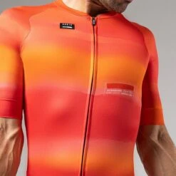 Maillot Manches Courtes Gobik Cx Pro 2.0 TeaBerry Unisex 2023 -SRAM Soldes maillot unisex mc c x pro 2.0 teaberry caps dye gobik 11 700x700 2